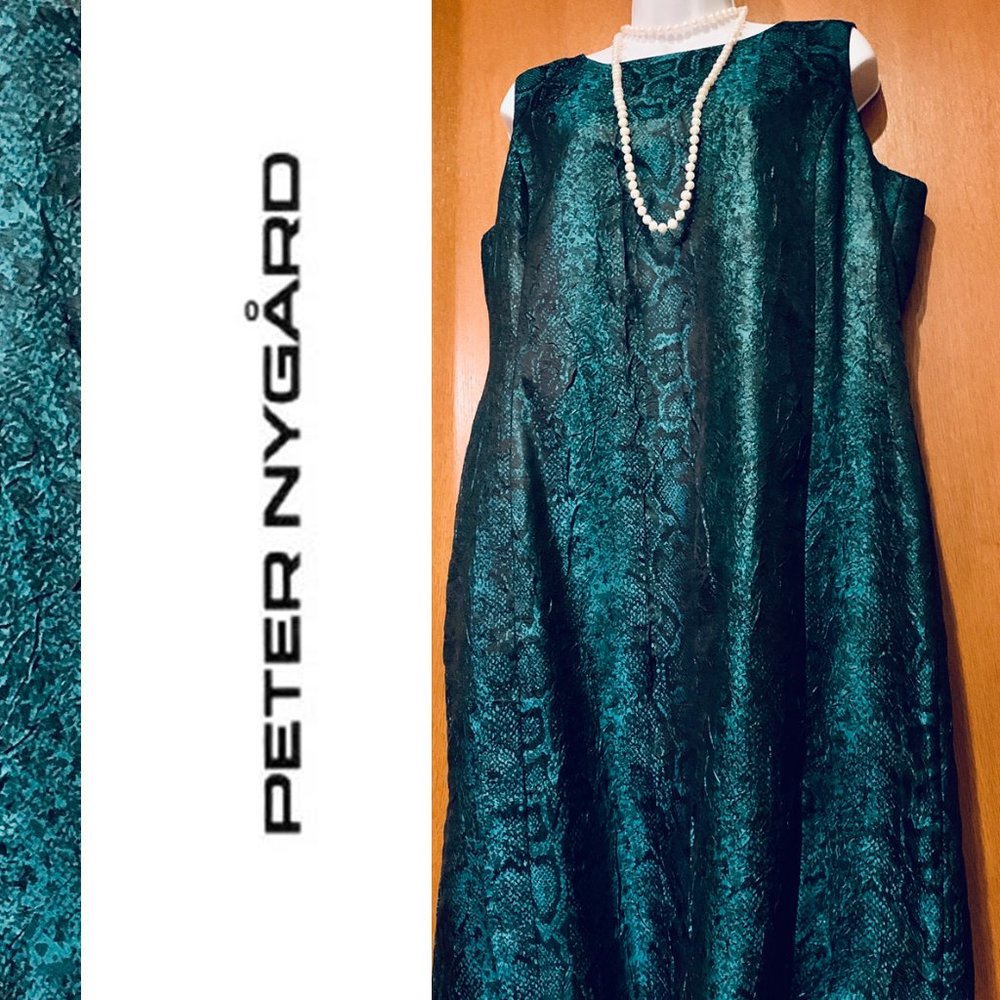 Peter Nygard Emerald Green Brocade Sleeveless Dress